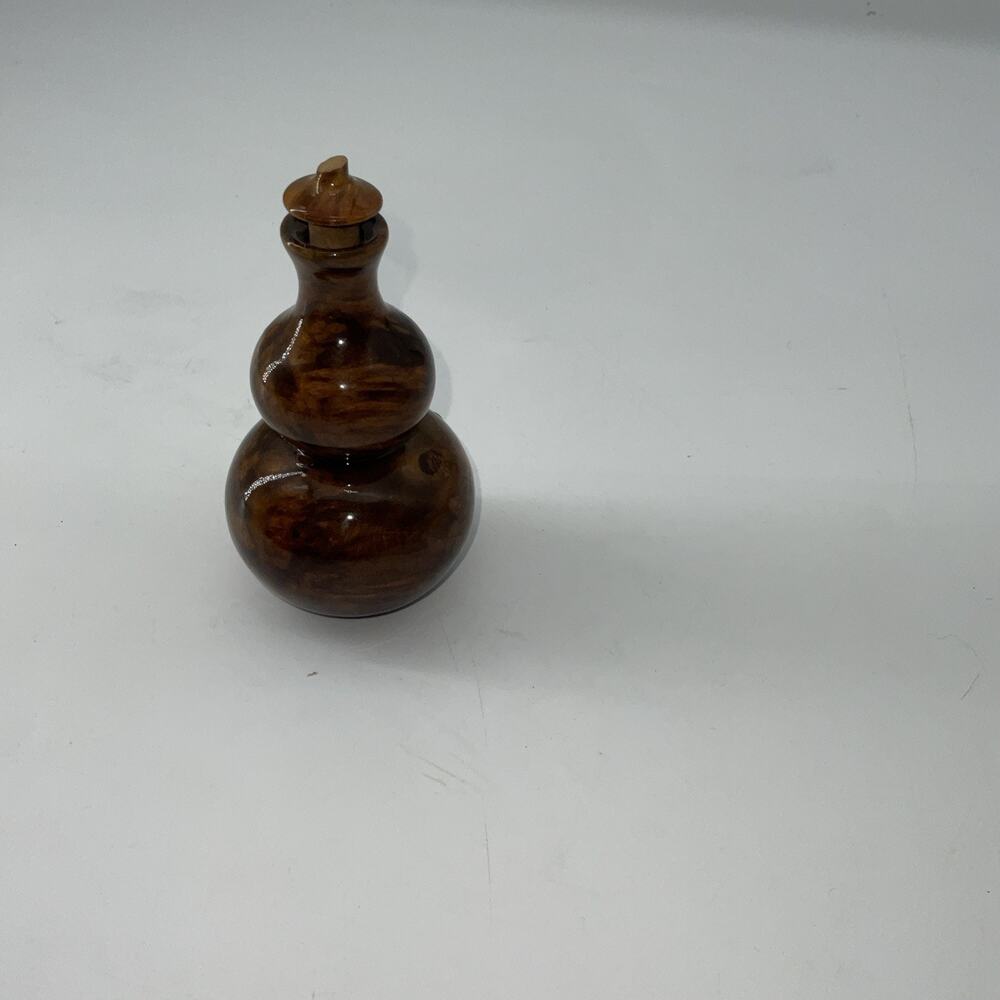 Vintage Cryptomeria Wood Hyotan Gourd Shaped Shichimi